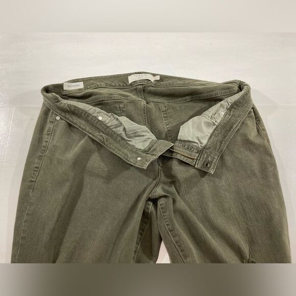 Torrid Women’s 22R Olive Green Boyfriend Jeans Distressed Straight Leg Grunge - Picture 7 of 13